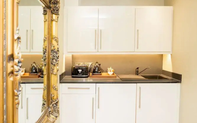 Signature Living at Shankly Hotel