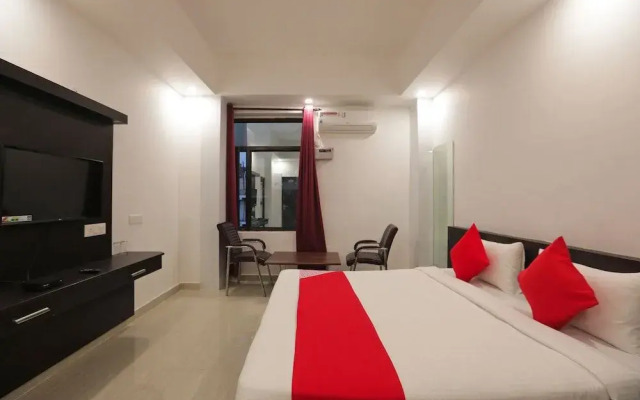 OYO 43440 Hotel Belmorrise