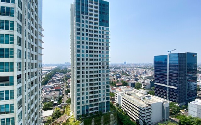 Warm And Elegant 2Br At The Kensington Royal Suites Apartment