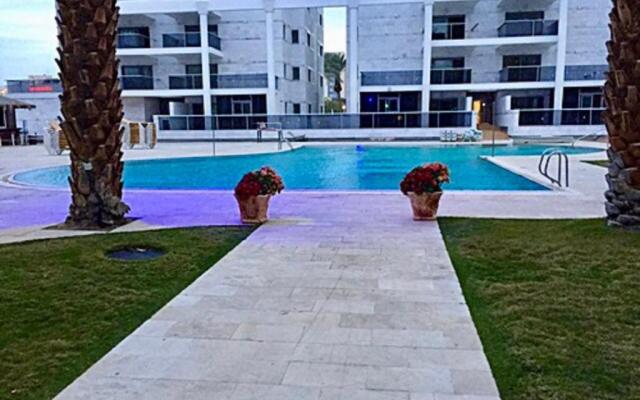 Royal Park Apt Resort by Sea N Rent