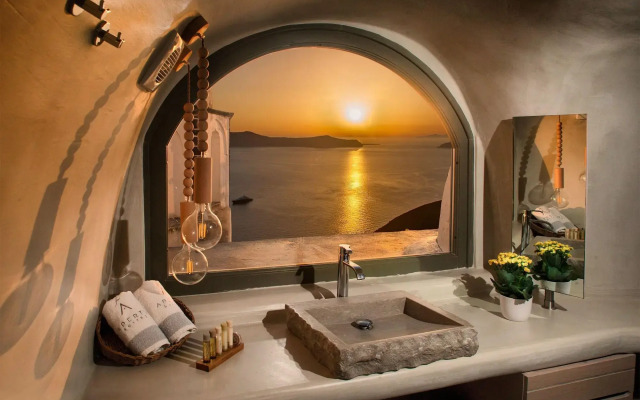 Aperto Suites - Adults Only
