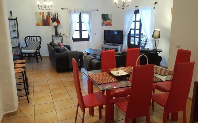 Spacious 3-bed Villa