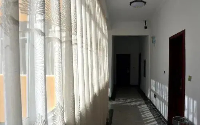 Jiayi Hotel