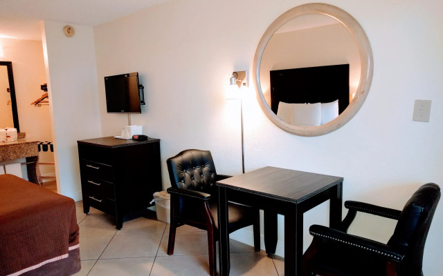 Red Carpet Inn Airport and Cruise Port Hotel Fort Lauderdale