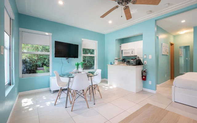 Casa Del Mar Deluxe Studio 2