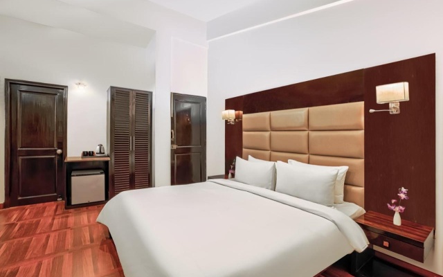 Country Inn Tarika Goa, Varca Beach
