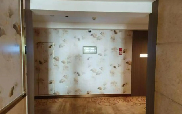 Dragon City International Hotel