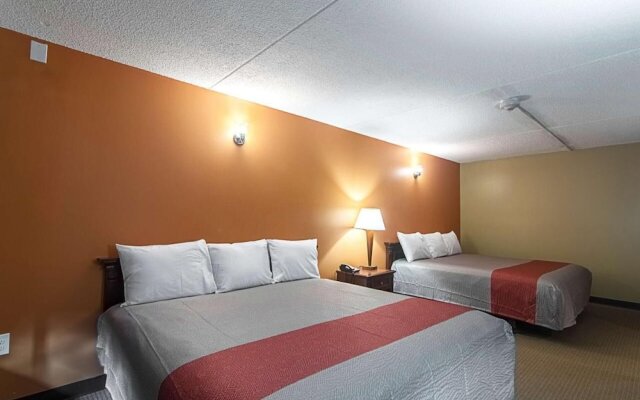 LoneStar Inn & Suites