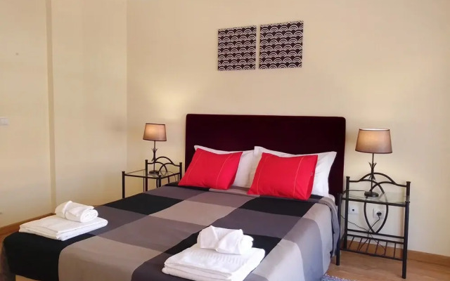 Baluarte Citadino-Baleal Beach Lodge