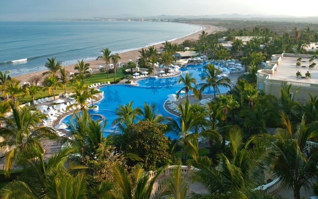 Pueblo Bonito Emerald Bay Resort & Spa - All Inclusive