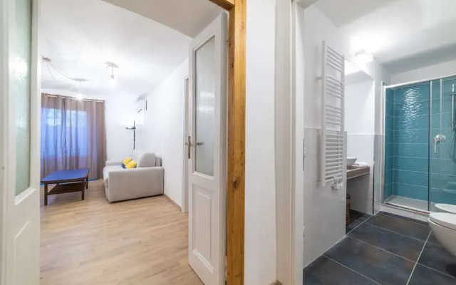 Domus Domi Barberini Sq