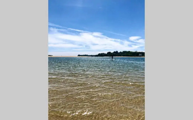 Charmant studio à 400m de la plage avec piscine