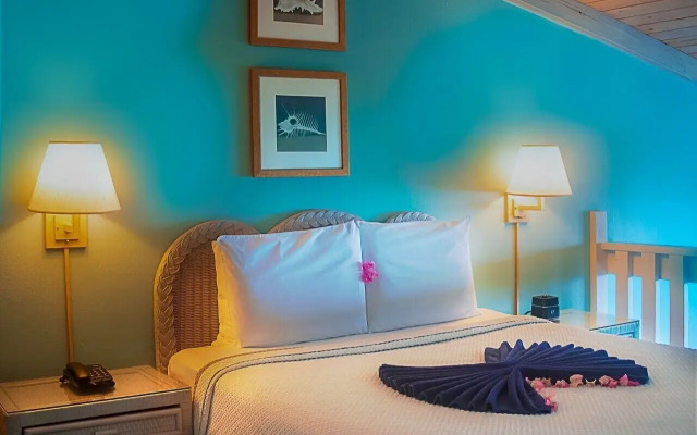 Trade Winds Hotel