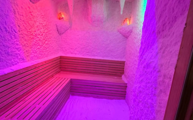 Side Golden Rock Hotel 16+ Adults Only