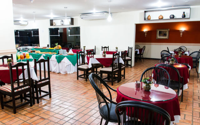 Harbor Self Buriti Suites Hotel