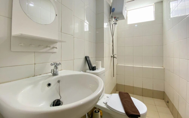 Comfortable And Best Choice 3Br At Bassura City Apartment