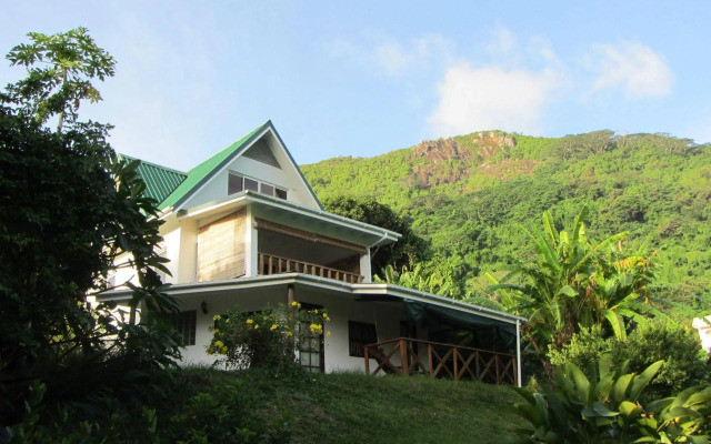 Lemongrass Lodge