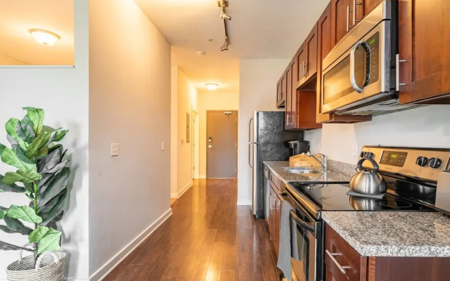 Cozysuites Musicrow Astonishing SDO Free Parking22