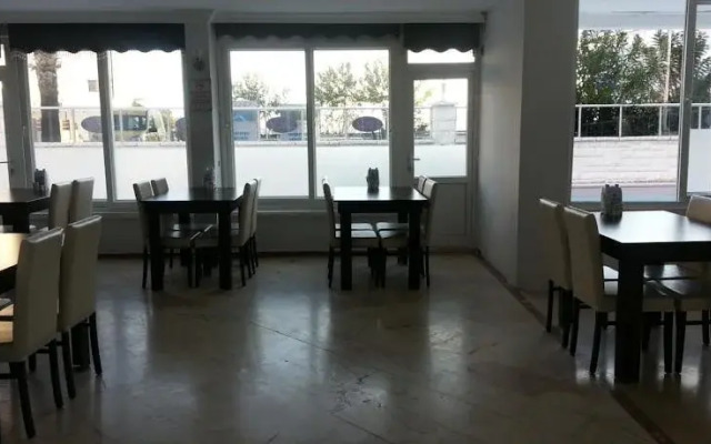 Adahan Hotel