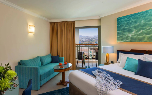 U Magic Palace Hotel