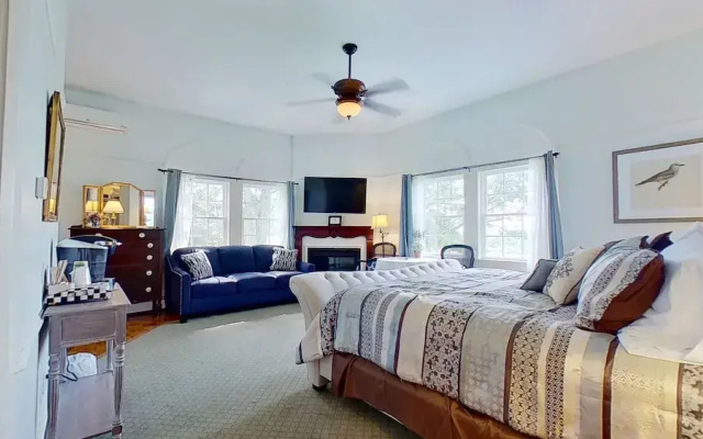 John Joseph Inn