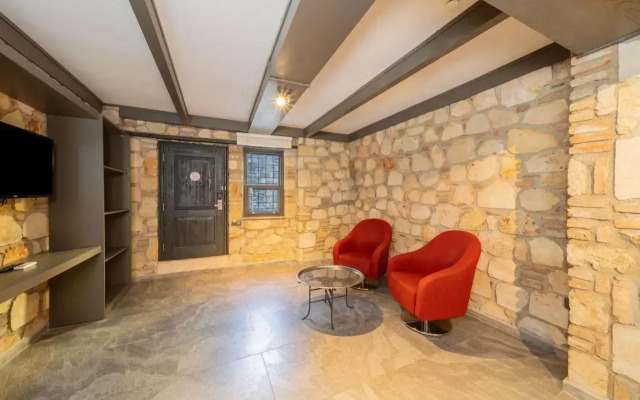 Fiore Garden Suites