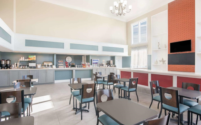 Hawthorn Suites by Wyndham Manchester Hartford