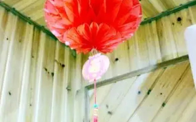 Xiaoqiao Liushui Renjia