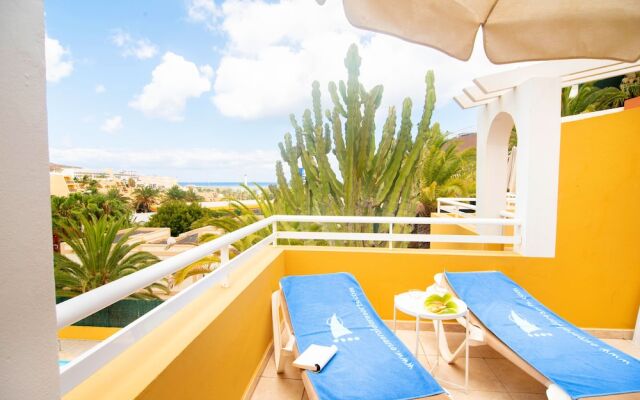 Apartamentos Punta Marina by LIVVO