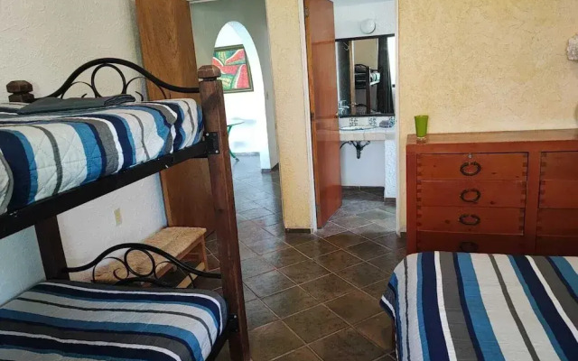 Room in House - Dream House on Lake Tequesquitengo