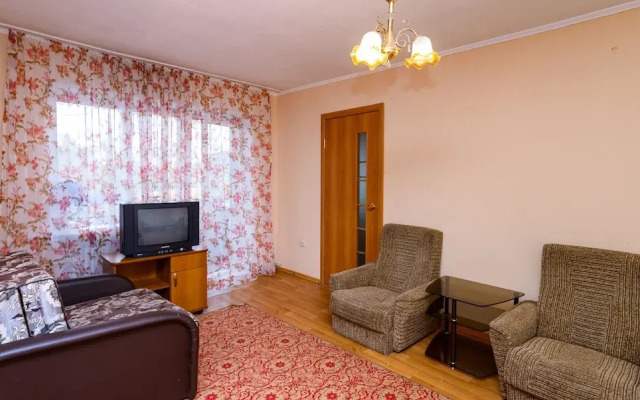 Apartment on Lenin sq. 4