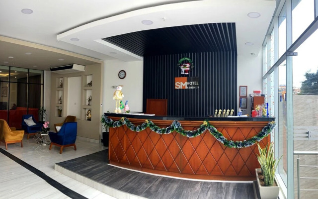 Sm Hotel Plus