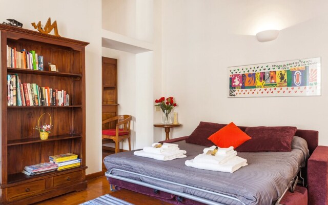 Rome as you feel - Teatro Pace Apartment