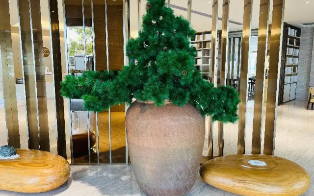 Ji Hotel (Deqing Yuyingfang)