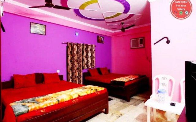 Prateek Residency by Goroomgo