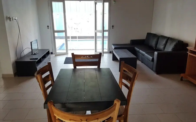 Tripper's Private Villa