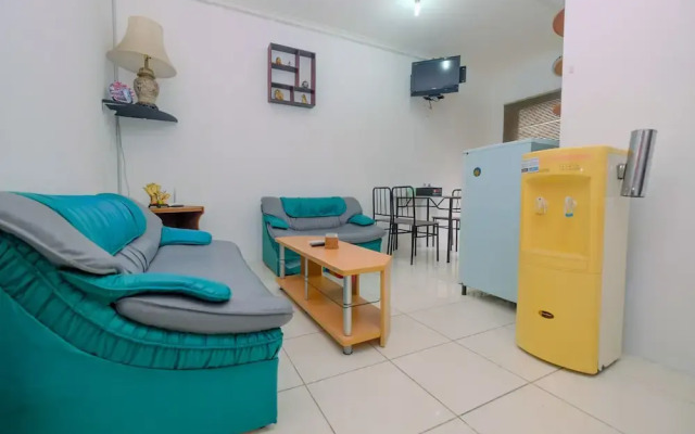 Comfy and Good Location 2BR Mediterania Marina Apartment