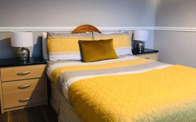 Luxury Open Plan 3bed Townhouse in Abergele