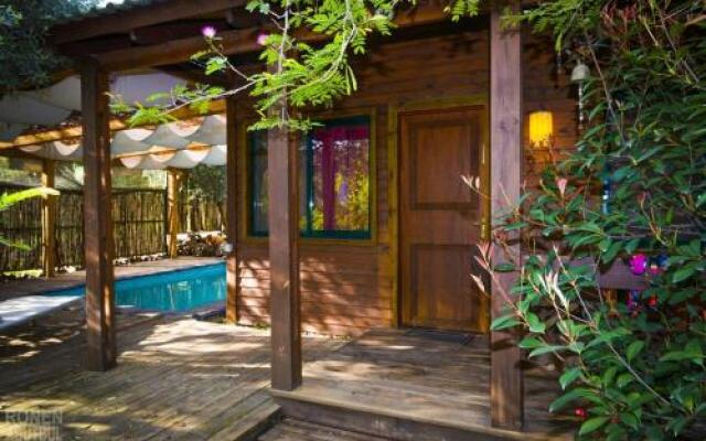 Itamar Cabins