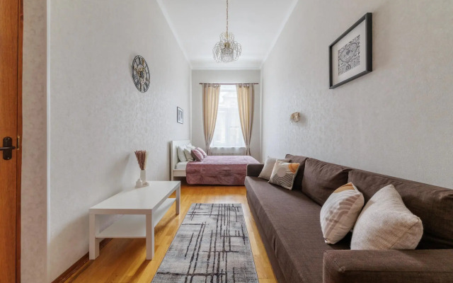 Апартаменты на Невском 22