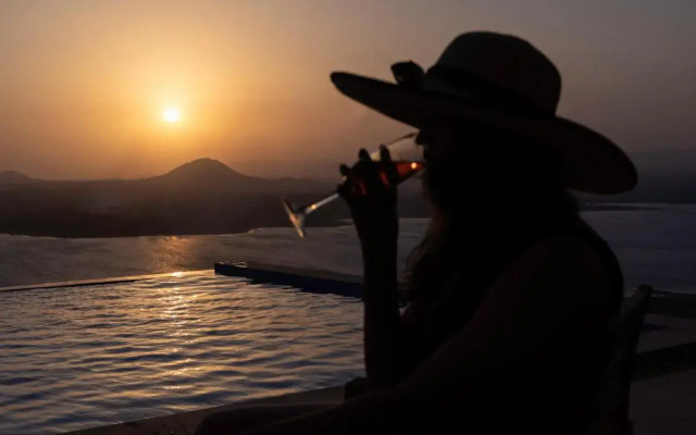 Stayvista At Sunset On The Lake