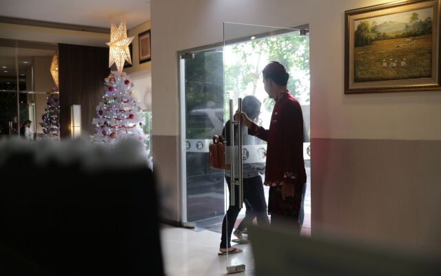 Gunawangsa Manyar Hotel Surabaya