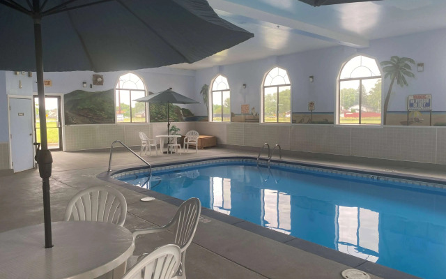 Howard Johnson by Wyndham Manteno