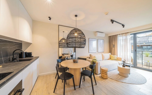 Deluxe Zen Apartment & Spa