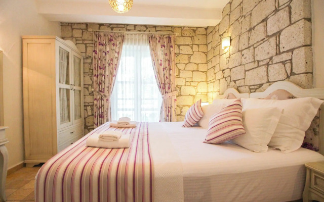 Alanarin Konak Alacati