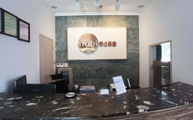 Noblesse Hotel
