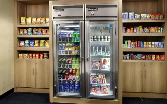 Holiday Inn Express Miami Airport Blue Lagoon Area by IHG