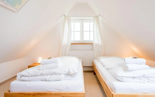 Haushaelfte B_ Wenningstedter Weg