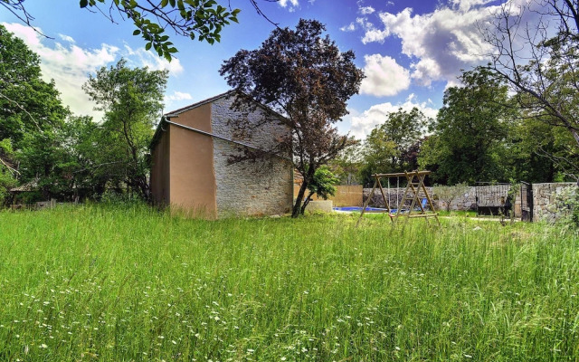 Villa in Batlug With Private Pool