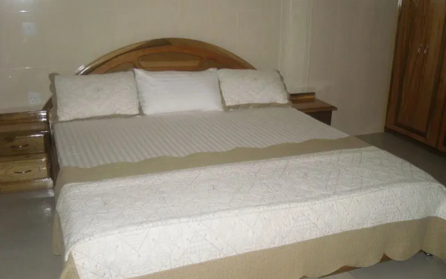 Senator Hotel